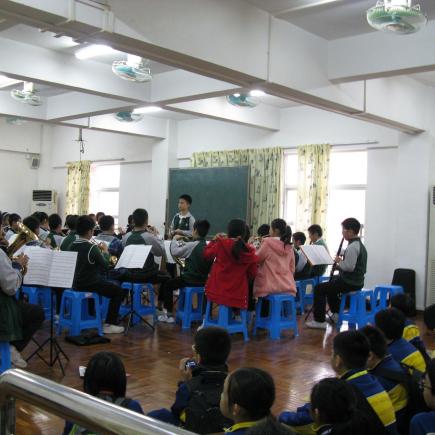 香港学生体验内地学生的课堂（音乐课）