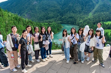 新疆自然環境及民族文化探索之旅
