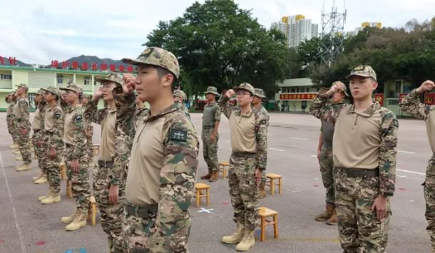 香港青少年軍事夏令營